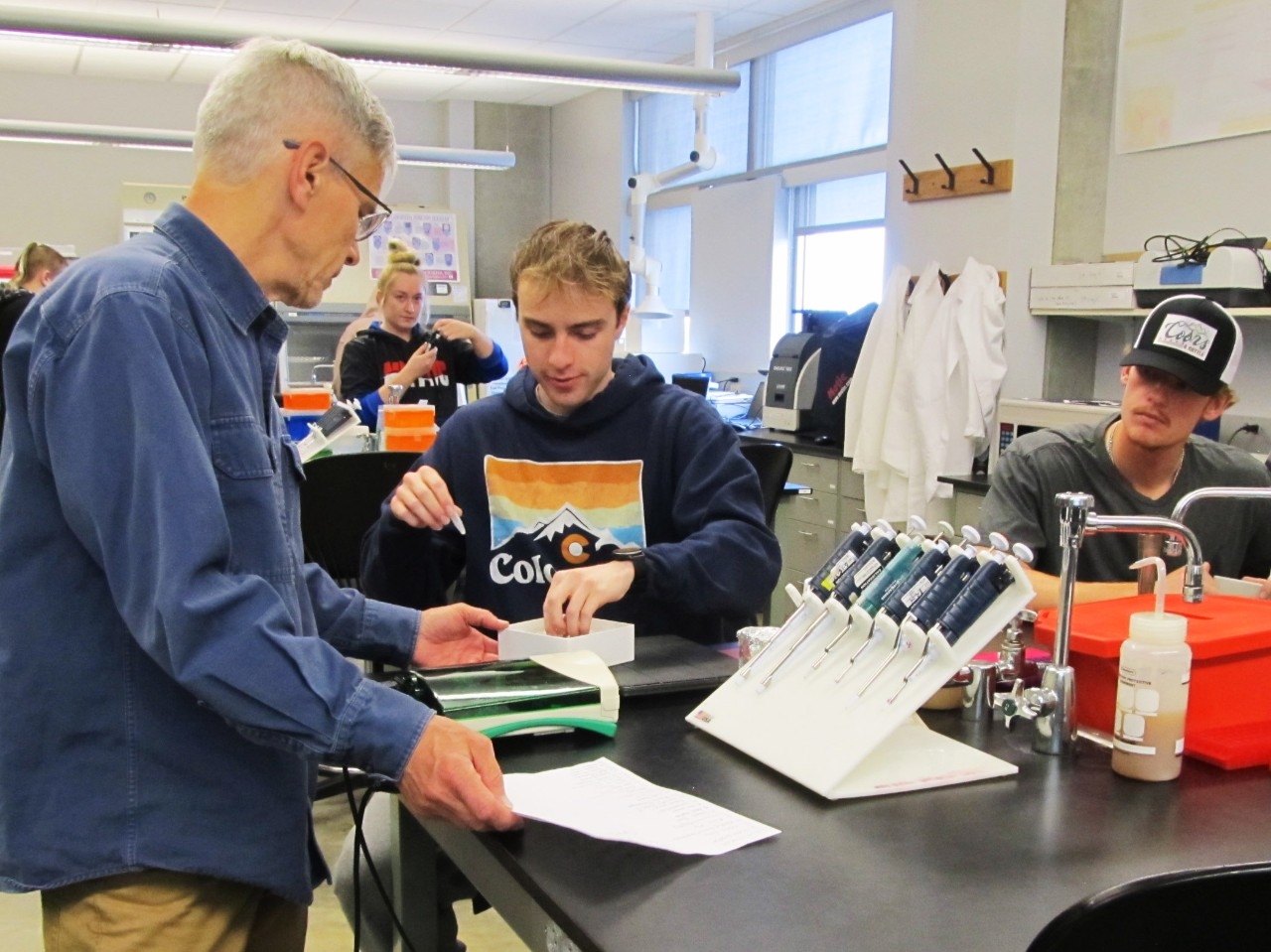 Dr. Patrick Schultheis