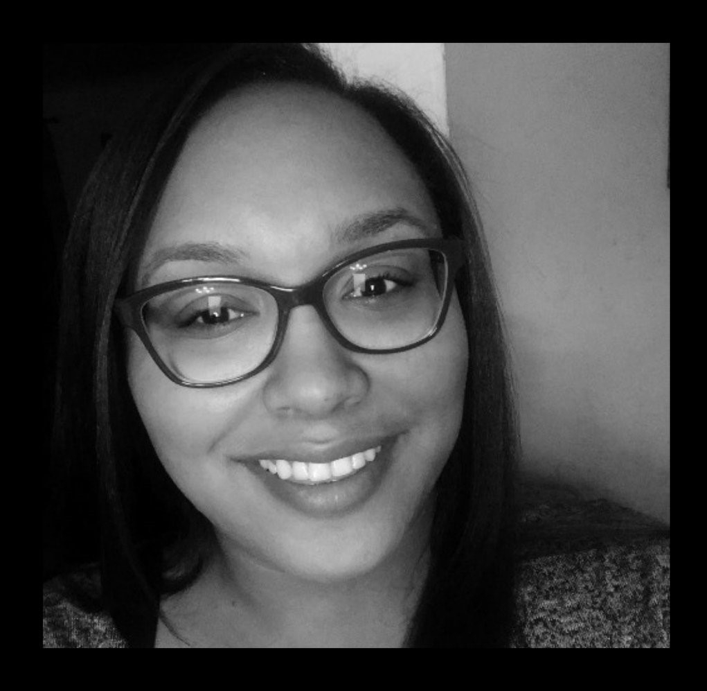 Deanna Hillard headshot