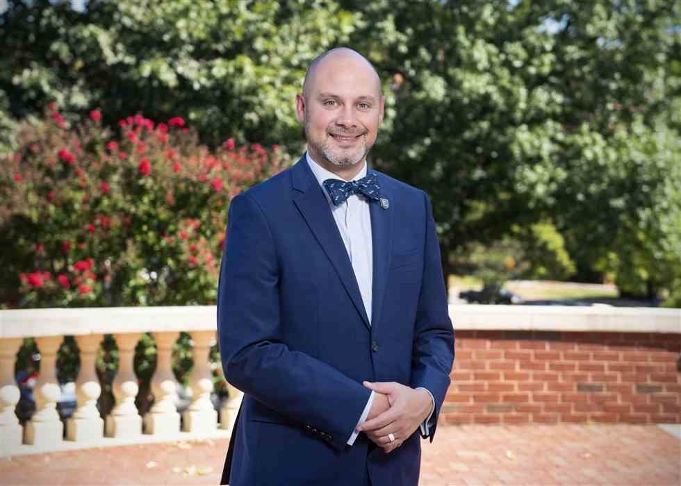 Dr. Michael Hoff