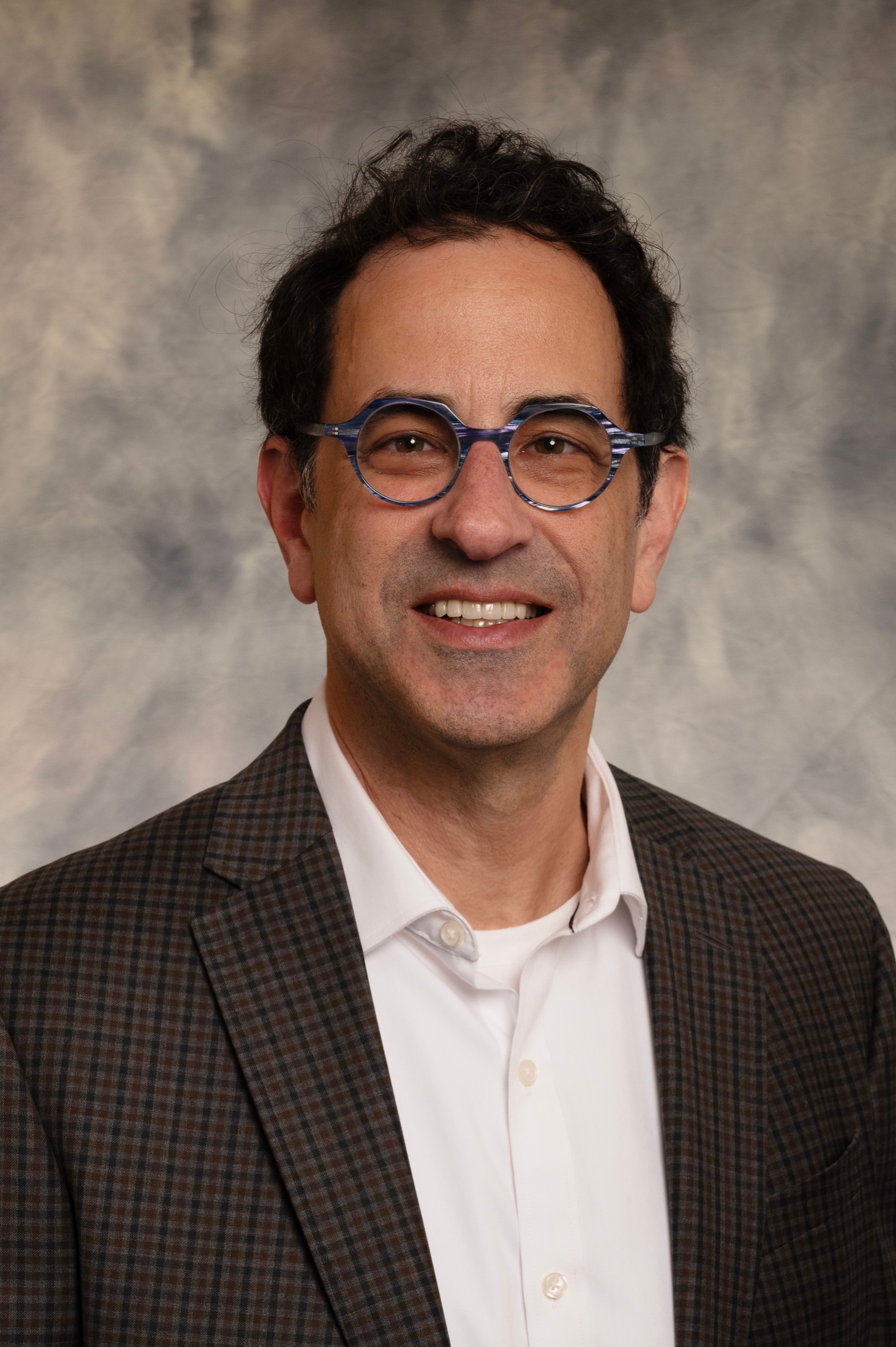 Headshot of Darius Fatemi